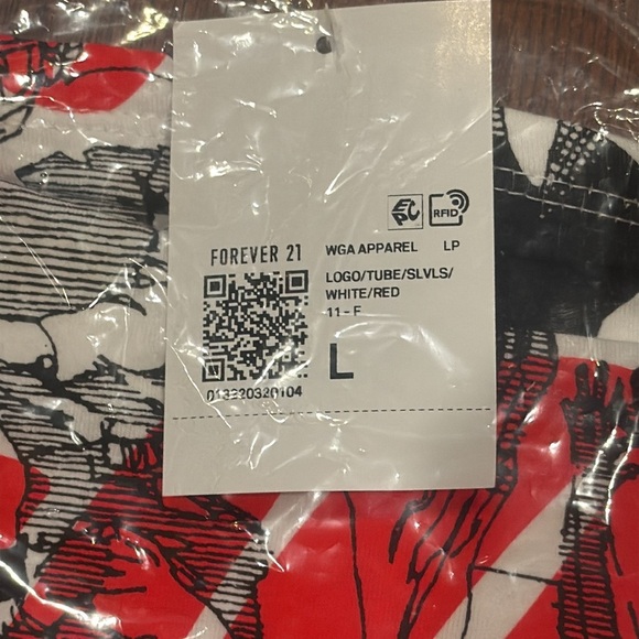 NWT! Large Tube Top NFL Chiefs Red and Black Graphic - Picture 5 of 8